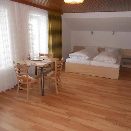 Haus Hildegunde 2*