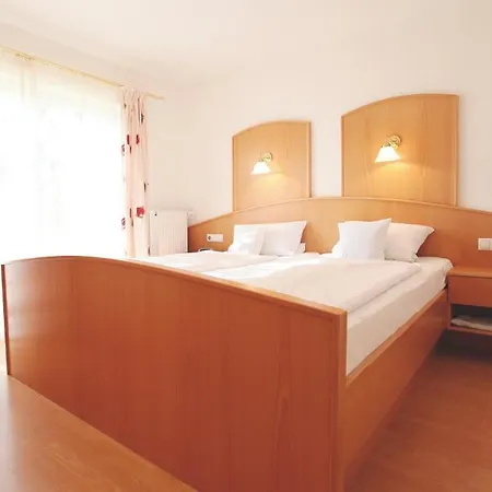 Haus Hildegunde 2*
