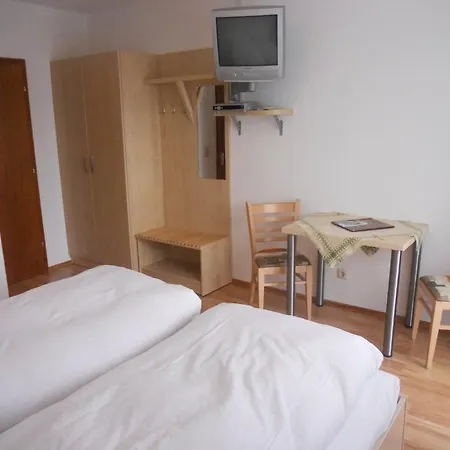 Haus Hildegunde Guest house 2*
